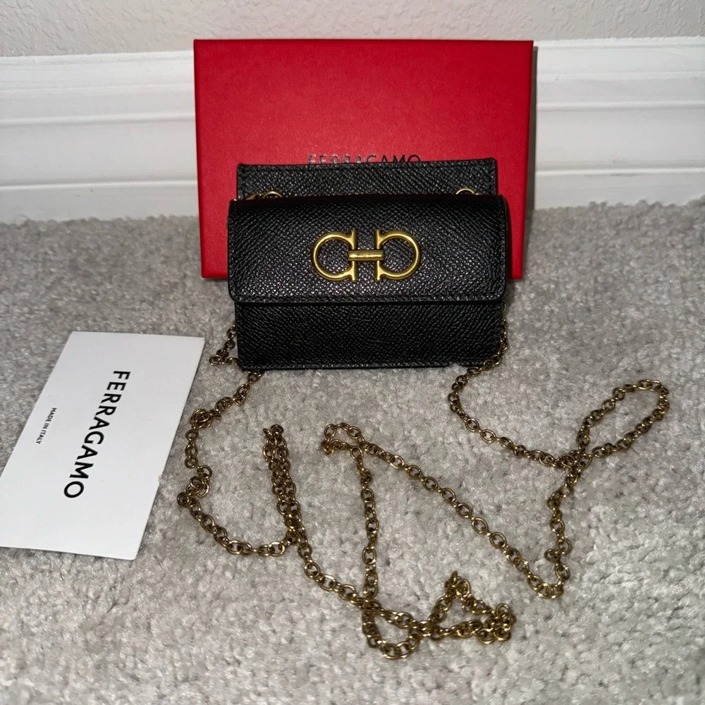 Salvatore Ferragamo Card Case with Crossbody 💛🖤 - Picture 1 of 6